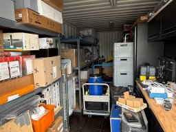 17.container